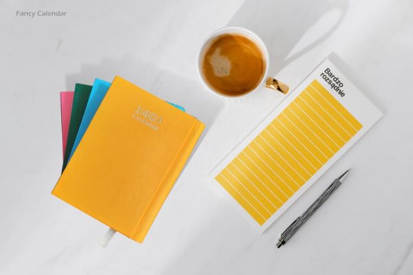 تصویر تقویم فانتزی جلد رنگی سال 1405 